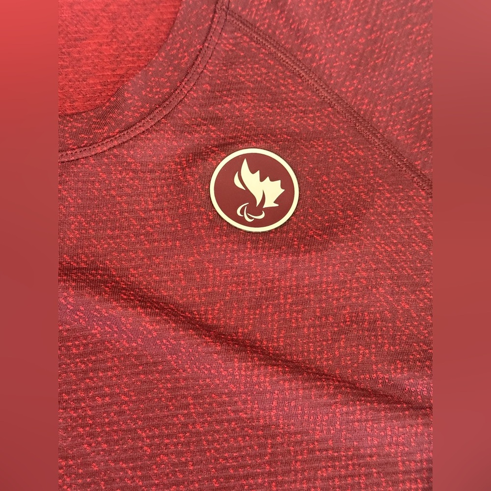 Lululemon 🇨🇦 Team Canada Swiftly Tech Short Sleeve 2.0 Maroon Burgundy Women's 8 - Picture 6 of 13